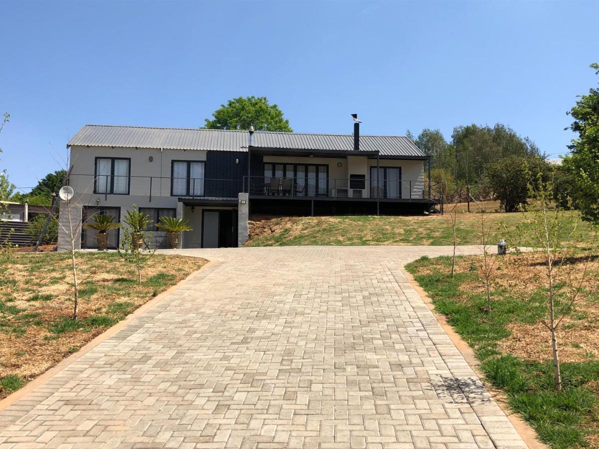 Lola'S Self Catering Accommodation Clarens Buitenkant foto